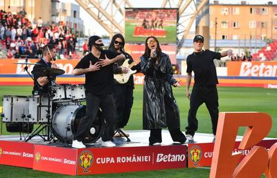Antonia, concert cât o repriză de box la CFR Cluj - Hermannstadt, finala Cupei României de la Arad