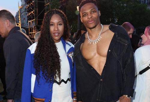 Russell Westbrook, alături de soția sa. Foto: Imago