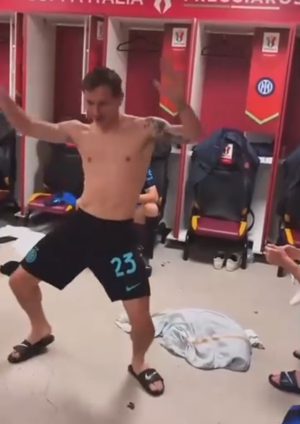 Nicolo Barella, dans viral după câștigarea Cupei