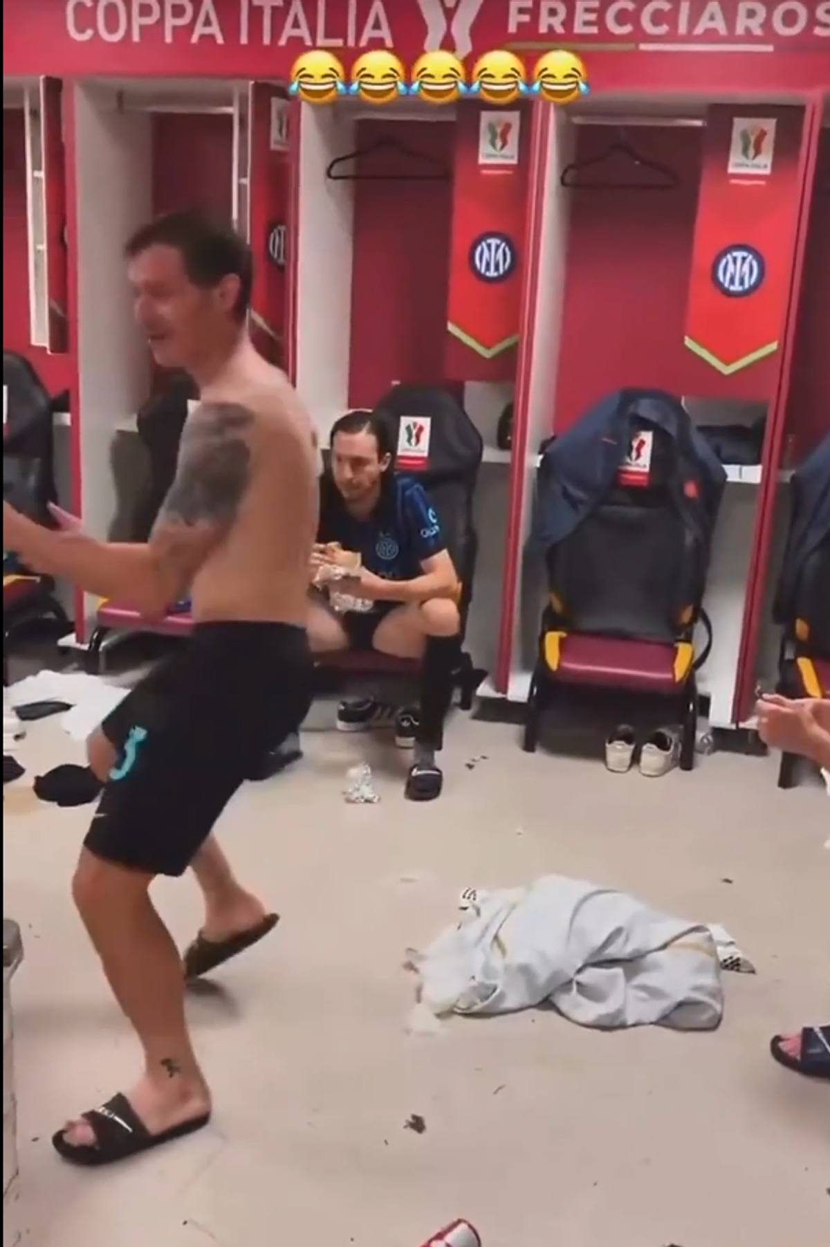 Nicolo Barella, dans viral după câștigarea Cupei
