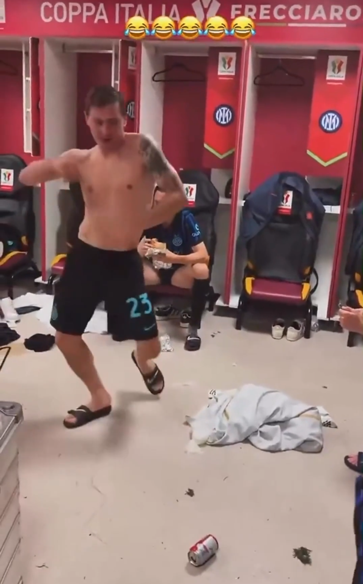 Nicolo Barella, dans viral după câștigarea Cupei