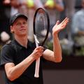 Jannik Sinner la finalul partidei din sferturi de finală de la Roma FOTO Guliver/GettyImages