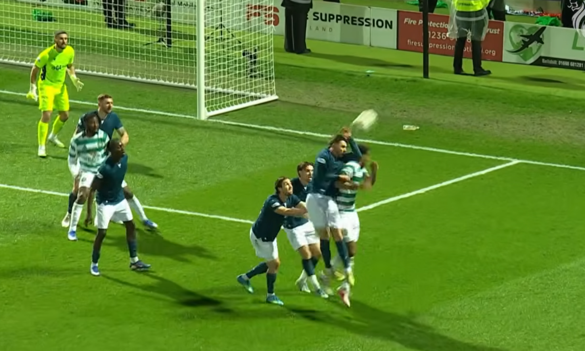 Un penalty controversat poate decide titlul în Scoția, Motherwell - Celtic