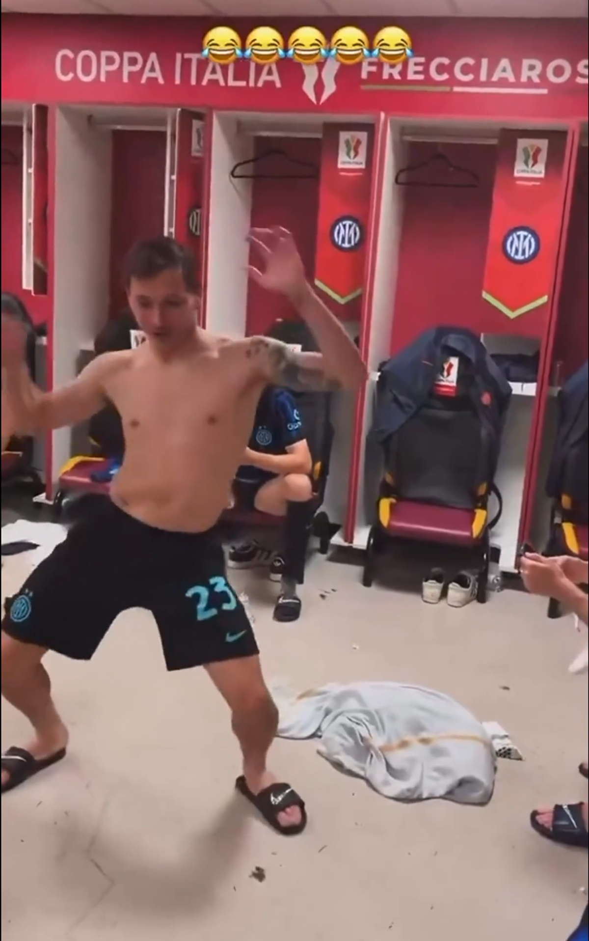Nicolo Barella, dans viral după câștigarea Cupei