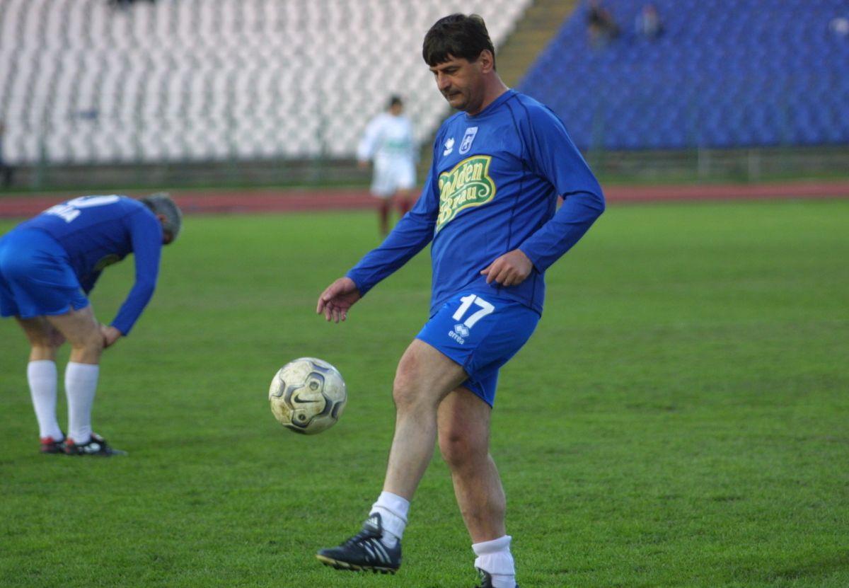 Ce se întâmplă cu Mircea Irimescu, „jolly joker-ul” Craiovei Maxima? » Dat dispărut de colegi, „Iribar” a vorbit cu Gazeta: „De asta nu mai vin pe stadion”