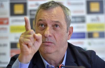 VIITORUL - POLI IAȘI 2-1. Mircea Rednic vede o conspirație în Liga 1: „Ori jucăm toți, ori stăm toți!”