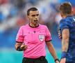 În Polonia - Slovacia (grupa E de la Euro 2020), Wojciech Szczesny (31 de ani) a devenit primul goalkeeper din istoria Europenelor care-și introduce mingea în propria poartă.