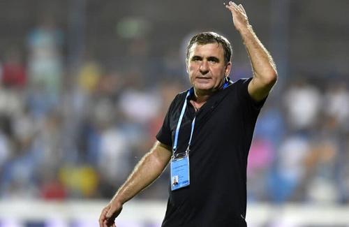 Proiectul Farul Constanța, așa cum se va numi echipa după fuziunea dintre Viitorul și Farul, e tot mai aproape de finalitate
