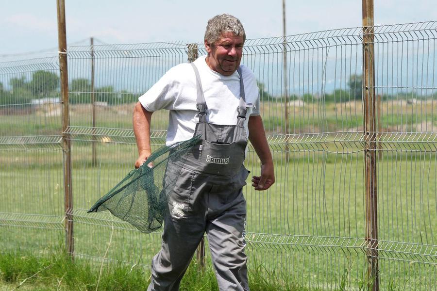 Arizona versus bătrânul Tarcisius » Primarul de 64 de ani a fost titular și echipa lui a luat 7 goluri cu mingile recuperate cu minciogul din canal!