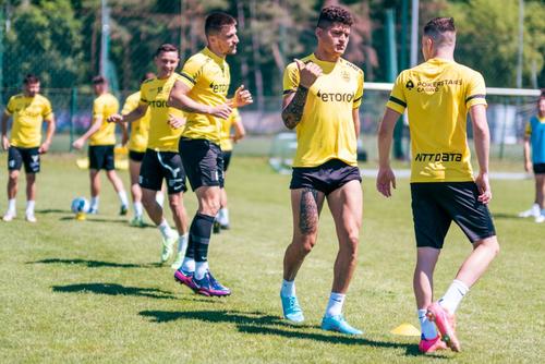 CFR Cluj va pleca miercuri în cantonament în Austria, însă lotul campioanei en-titre trece prin schimbări semnificative / Sursă foto: Facebook@ CFR Cluj