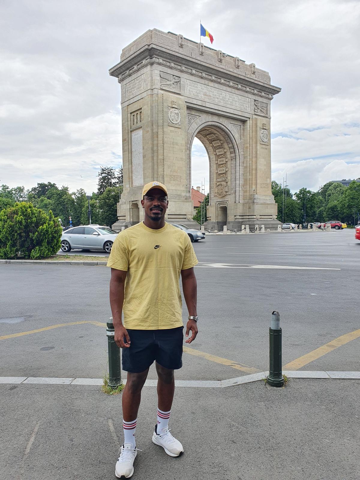 Sud-africanul venit să fie campion în România: „Femeile voastre au talent. Îmi place că aici nu mă uit cu teamă în spate”