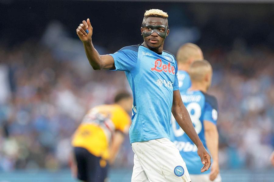 Ofertă fabuloasă făcută de Bayern pentru Victor Osimhen. Foto: Imago Images PSG e gata să pluseze cu o sumă astronomică pentru cel mai râvnit vârf