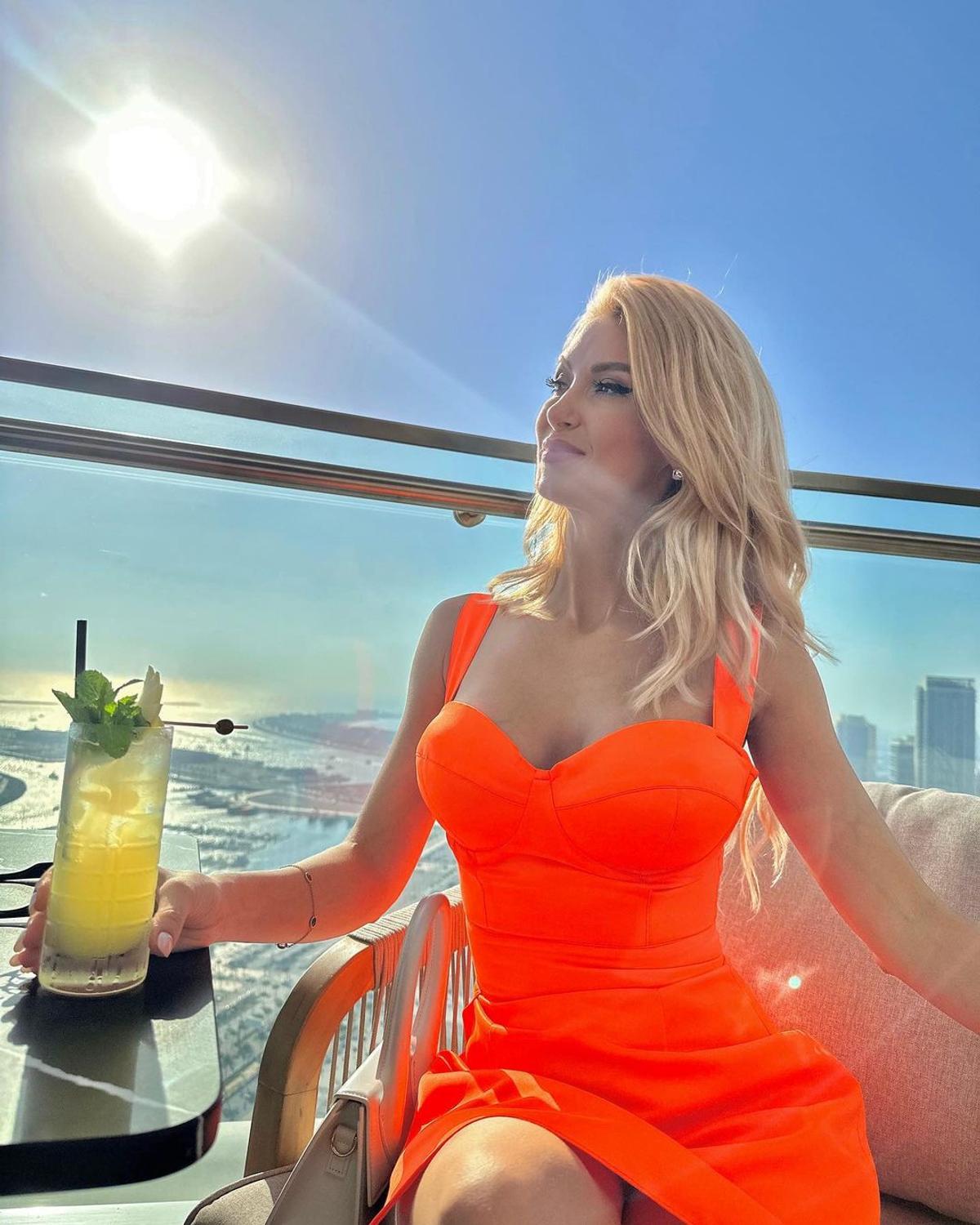 Intrată pe „blat” la Australian Open, Andreea Bălan nu l-a „ratat” nici pe Novak Djokovic! Ce s-a întâmplat câteva minute înainte de primul meci al sârbului