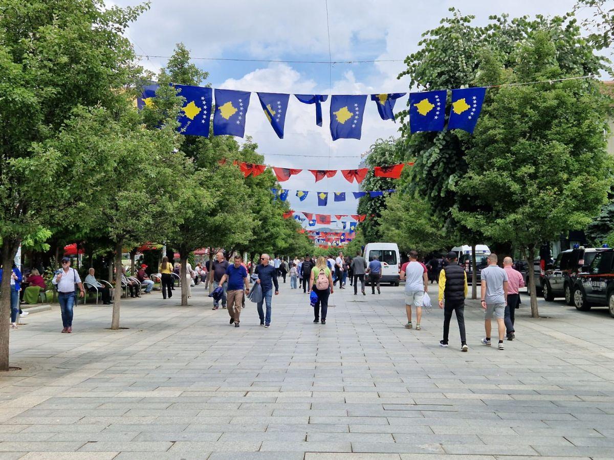 Trei țări în una singură: corespondență înainte de Kosovo - România