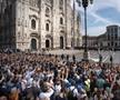 Italia s-a despărțit de Il Presidente » Ce au strigat miile de oameni veniți să-și ia adio de la Silvio Berlusconi, la Domul din Milano