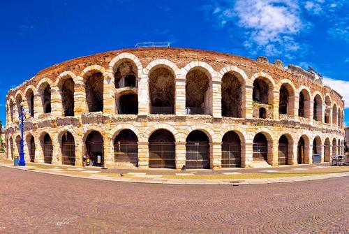 România va juca meciul inaugural al Campionatului European în Colosseumul din Vernona. Foto: Imago Images