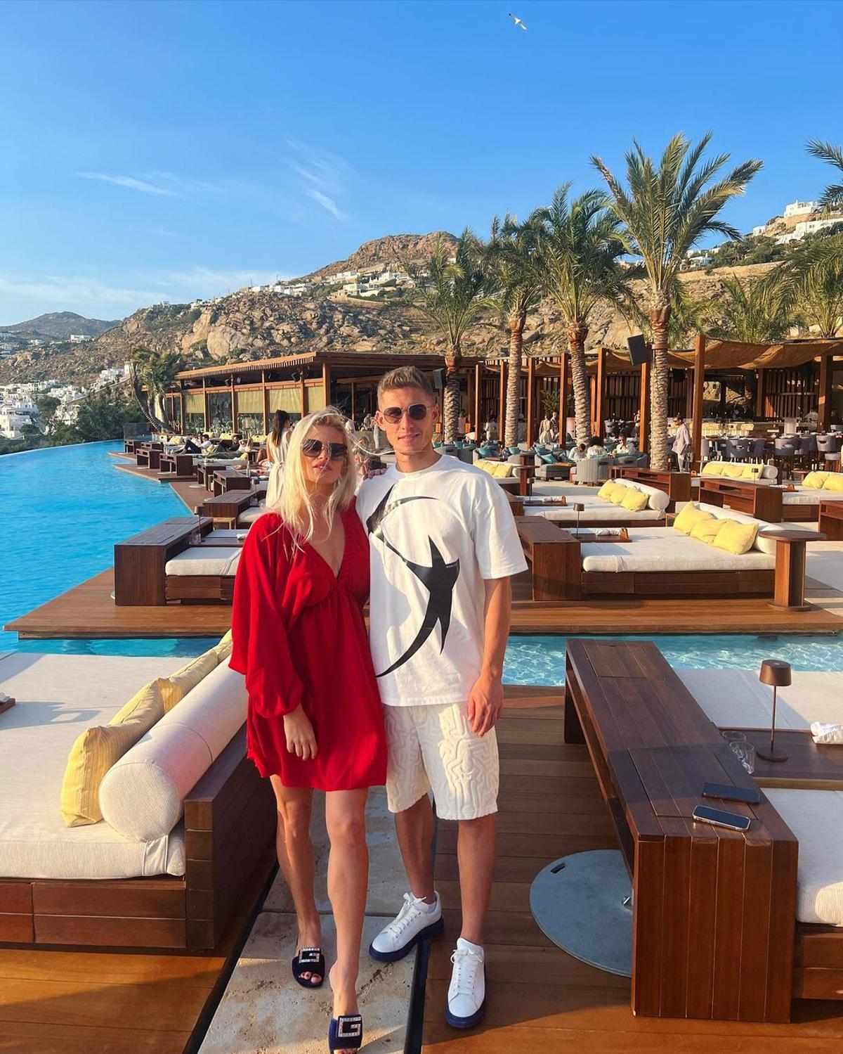 Imagini spectaculoase din vacanțele dinamoviștilor: din Veneția în Mykonos