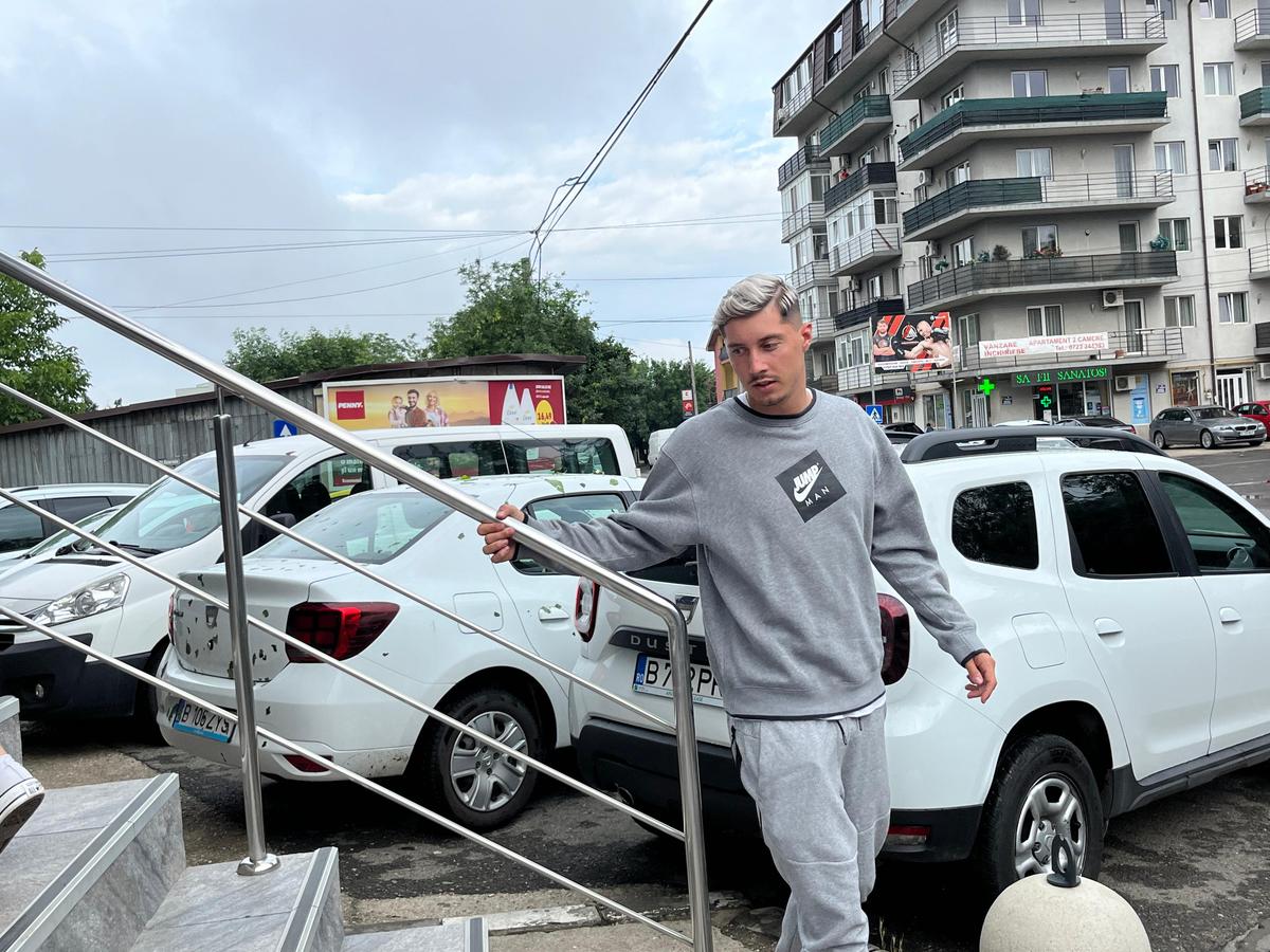 FCSB s-a reunit! Ce absențe are campioana, pe lângă jucătorii de la lot: a pierdut avionul și nu a fost prezent