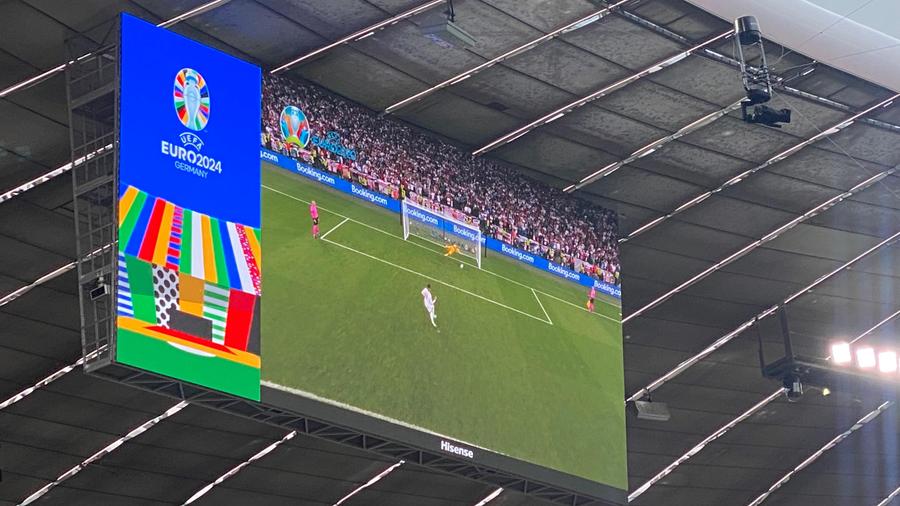Imaginile de pe tabela stadionului Allianz Arena, înainte de Germania - Scoția/ foto: Andrei Crăițoiu (GSP) Germania - Scoția 5-1 » „Măcel” la primul meci al echipei lui Nagelsmann la EURO 2024