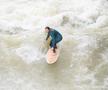 Surf în Englischer Garten FOTO: Ionuț Iordache (GSP)
