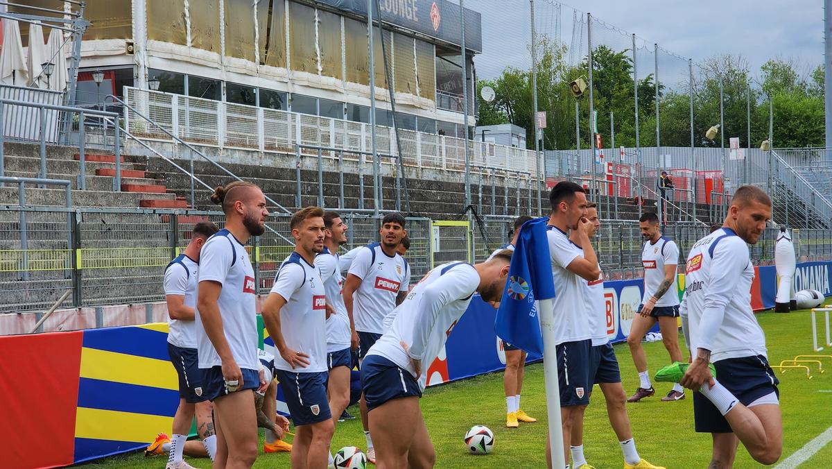 Agilitate, dexteritate, finalizare » „Tricolorii” pregătesc minuțios duelul cu Ucraina: „Așa, bravo Ianis!”
