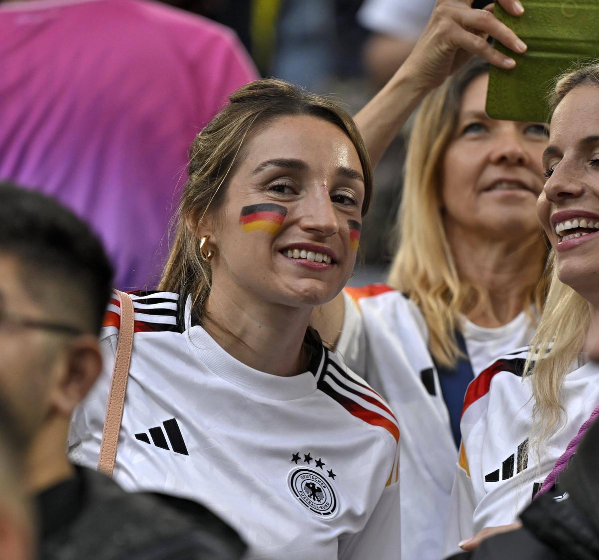 Haioșii de la Euro 2024! Fanii care au acaparat atenția pe Allianz Arena