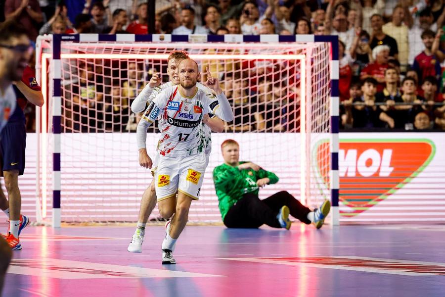 Finală 100% germană în Liga Campionilor: Fuchse Berlin contra Magdeburg, care a învins o Barcelona penalizată cu trei cartonașe roșii!