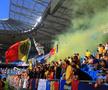 Fumigene aprinse de ultrașii de la Uniți sub tricolor la meciul Spania - România, de la Euro U21. Foto: Ionuț Iordache (GSP.RO)