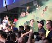 Fumigene aprinse de ultrașii de la Uniți sub tricolor la meciul Spania - România, de la Euro U21. Foto: Ionuț Iordache (GSP.RO)