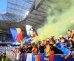 Fumigene aprinse de ultrașii de la Uniți sub tricolor la meciul Spania - România, de la Euro U21. Foto: Ionuț Iordache (GSP.RO)