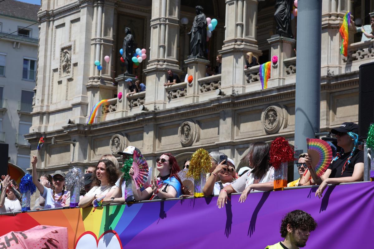 Parada gay Viena 2025 1