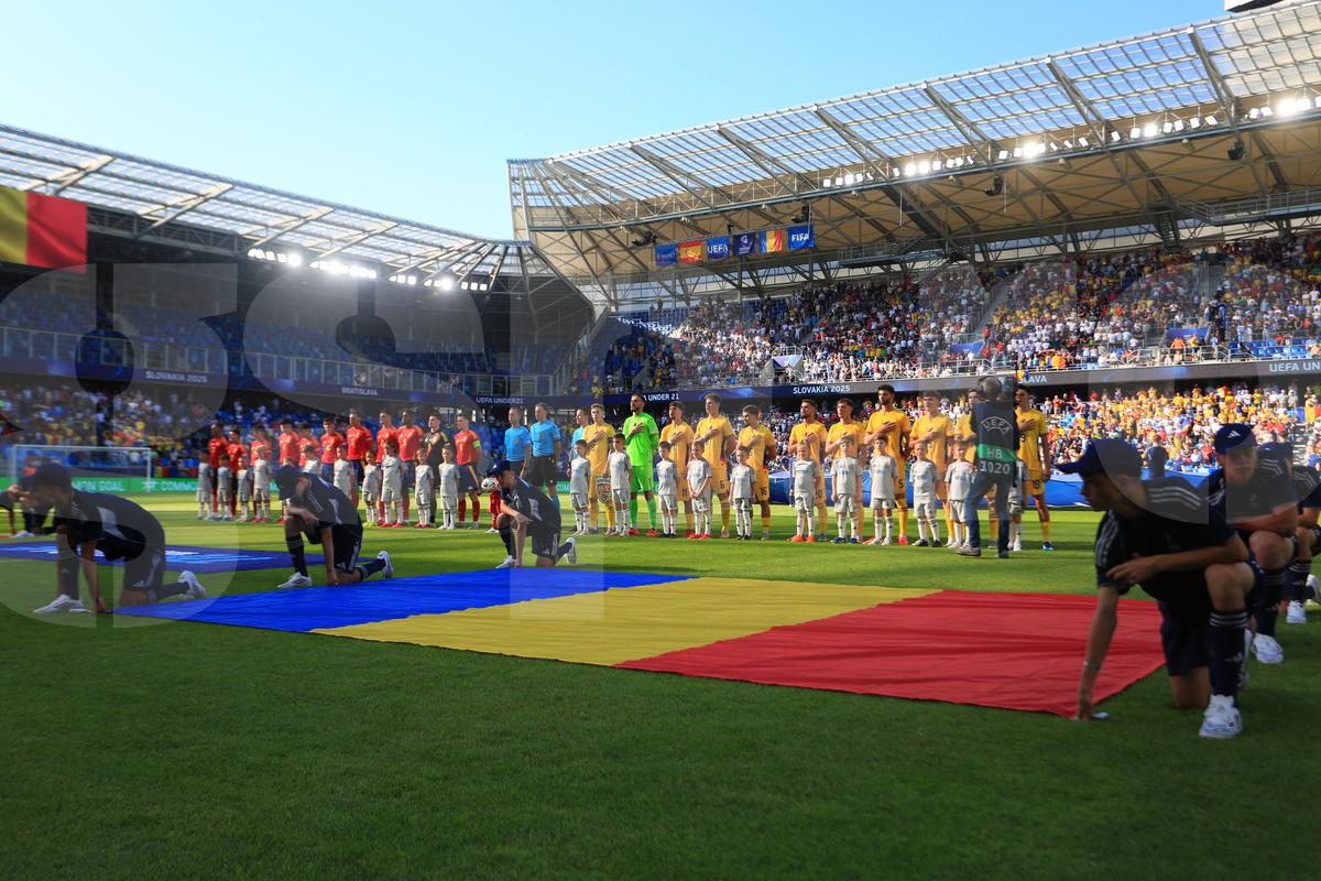 Mihai Stoichiță a „confiscat” conferința! A criticat public doi jucători, într-un discurs de 25 de minute » Răsturnare cu Pancu + Ce spune despre jucătorii de la FCSB „expulzați” de la U19