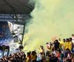 Fumigene aprinse de ultrașii de la Uniți sub tricolor la meciul Spania - România, de la Euro U21. Foto: Ionuț Iordache (GSP.RO)