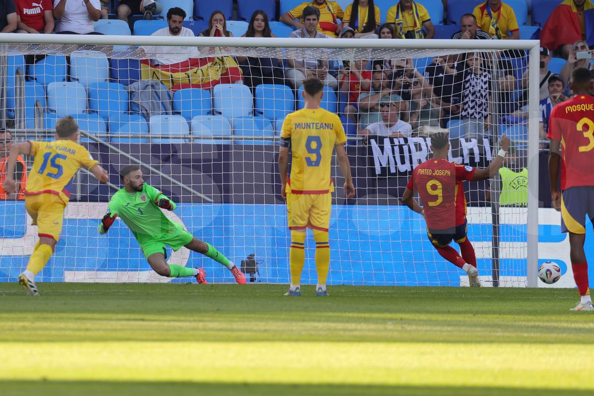 Mihai Stoichiță a „confiscat” conferința! A criticat public doi jucători, într-un discurs de 25 de minute » Răsturnare cu Pancu + Ce spune despre jucătorii de la FCSB „expulzați” de la U19
