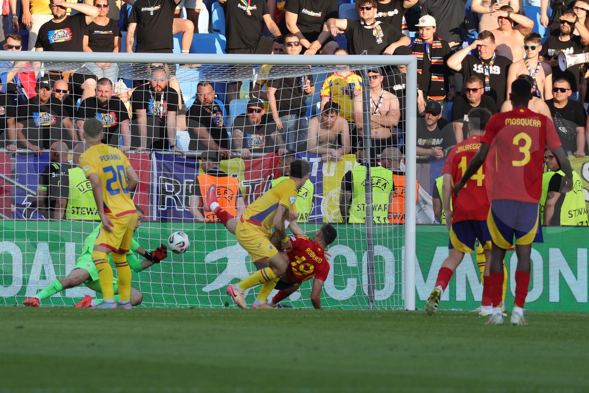 Mihai Stoichiță a „confiscat” conferința! A criticat public doi jucători, într-un discurs de 25 de minute » Răsturnare cu Pancu + Ce spune despre jucătorii de la FCSB „expulzați” de la U19