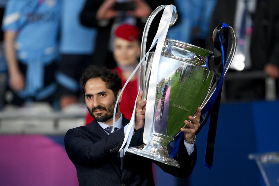 Hamit Altintop l-a avertizat pe Leroy Sane după transferul la Galatasaray // FOTO: Getty Images Scrisoarea deschisă trimisă de Hamit Altintop: „Dacă reușiți calificarea, succesul este al vostru. Dacă eșuați, responsabilitatea e a noastră. Tu vei scrie povestea!”