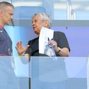 Daniel Pancu, ședință cu Mircea Lucescu înainte de Spania - România, de la Euro U21. Foto: Ionuț Iordache (GSP.RO)