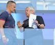 Daniel Pancu, ședință cu Mircea Lucescu înainte de Spania - România, de la Euro U21. Foto: Ionuț Iordache (GSP.RO)