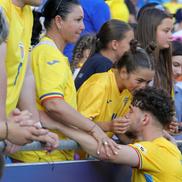 Andrei Borza, consolat de familie după meciul cu Spania / FOTO: Ionuț Iordache (GSP)