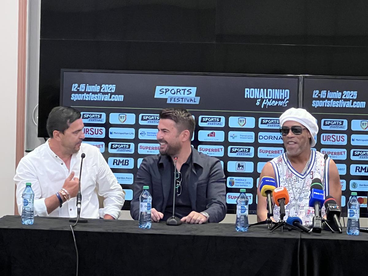 „Vrăjitorul” sfios a „topit” Clujul » După 24 de ore în România, Ronaldinho și-a spus primele impresii și a răspuns la întrebarea GSP: „Nici în cel mai îndrăzneț vis nu mă gândeam!”