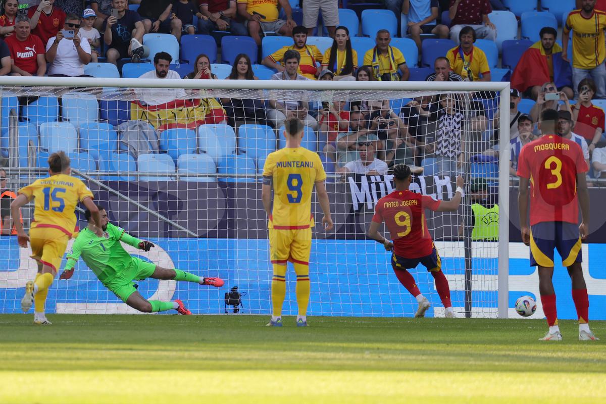 Imagini bune din Spania U21 - România U21 2-1