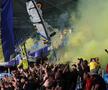 Fumigene aprinse de ultrașii de la Uniți sub tricolor la meciul Spania - România, de la Euro U21. Foto: Ionuț Iordache (GSP.RO)