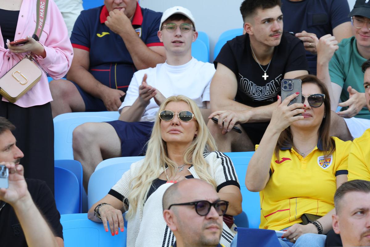 Prezență specială pentru Daniel Pancu în tribunele de la Bratislava! A vrut să-i fie alături la meciul cu Spania