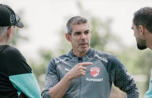 Nuno Campos a intrat în pâine de duminica! Prima sesiune la Săftica