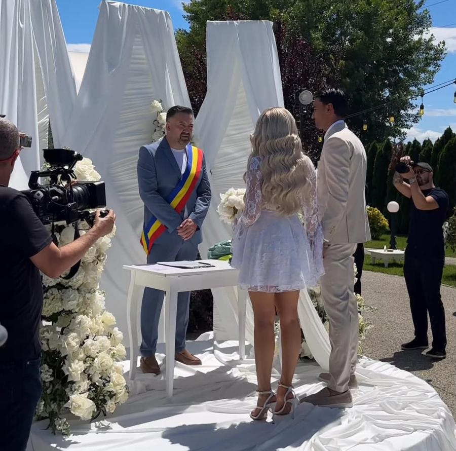 Ștefan Baiaram și Cristina Răduț s-au căsătorit // foto: instagram @baiaram_stefan S-a însurat și Ștefan Baiaram » Imagini de la cea mai importantă zi a jucătorului Craiovei