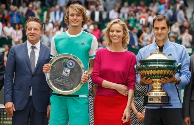 Dialog GSP cu directorul turneului de la Halle: „Roger Federer are această aură specială” + Alexander Zverev, onorat pe Terenul Central