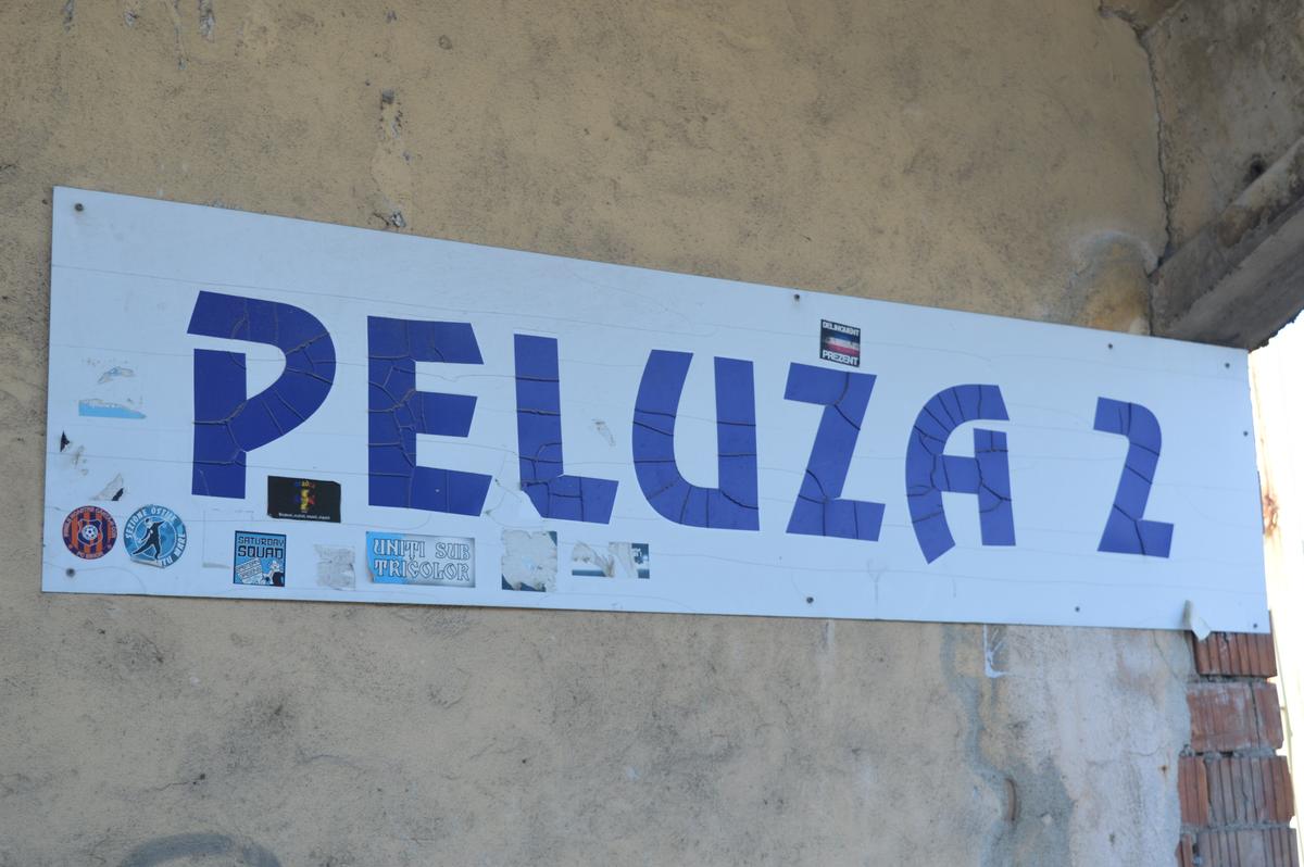 Trecutul cenușiu și prezentul colorat » Reportaj GSP la Oradea: „cade” vechiul stadion, va fi ridicat unul modern