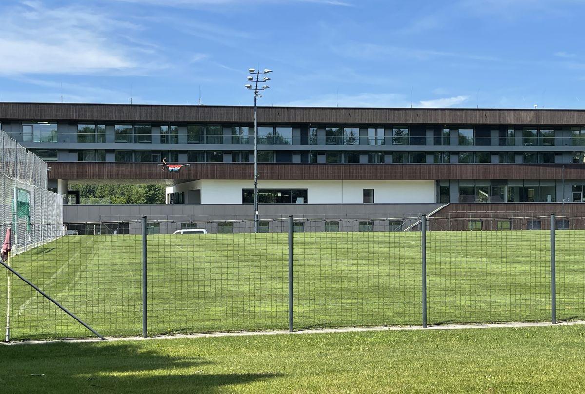 Industria Red Bull Salzburg » Reportaj de la fabrica de fotbaliști din Austria: condiții SF!