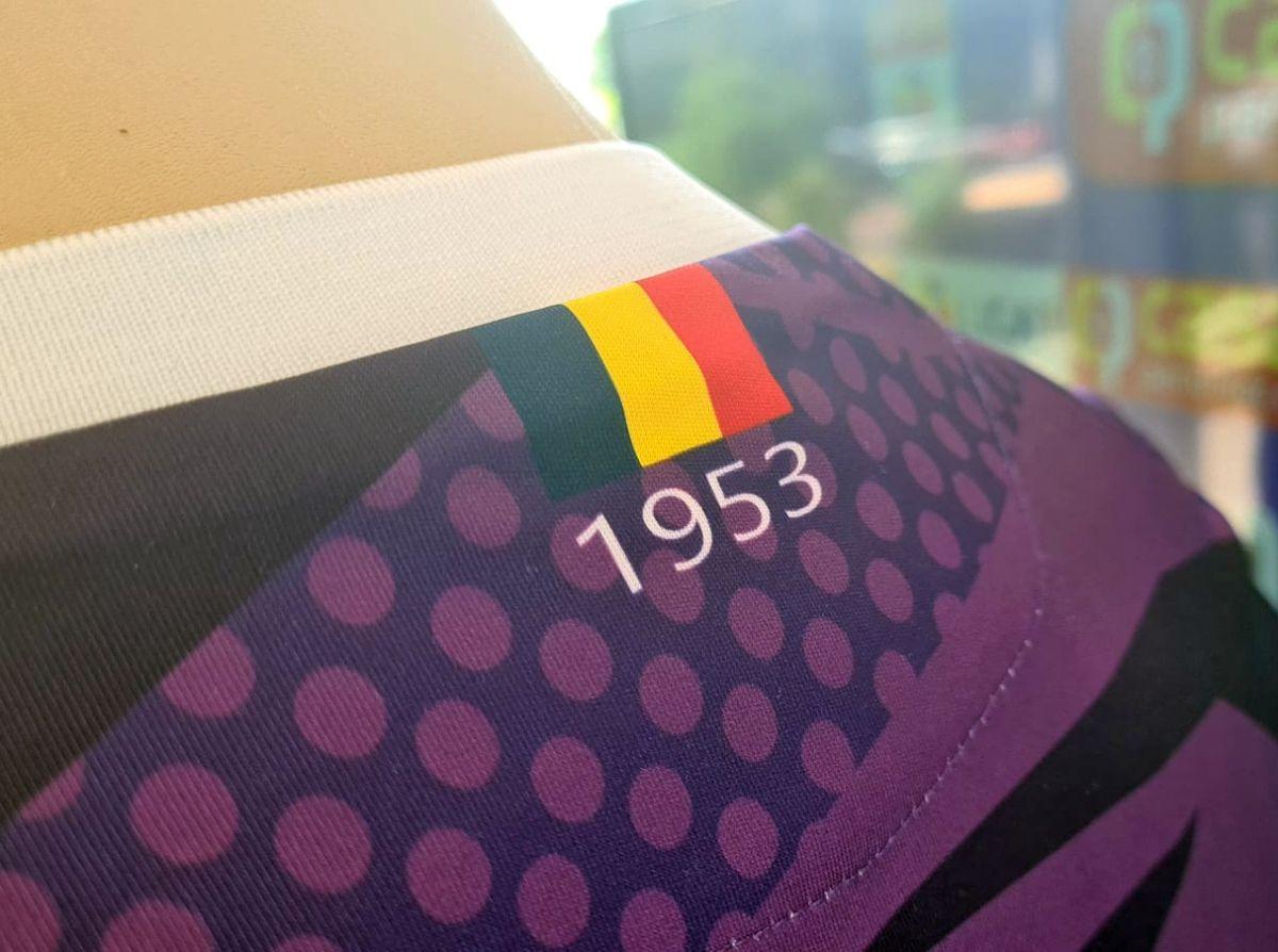 FC Argeș și-a prezentat noile echipamente » Cum arată noile tricouri ale „urmașilor din legenda lui Dobrin”