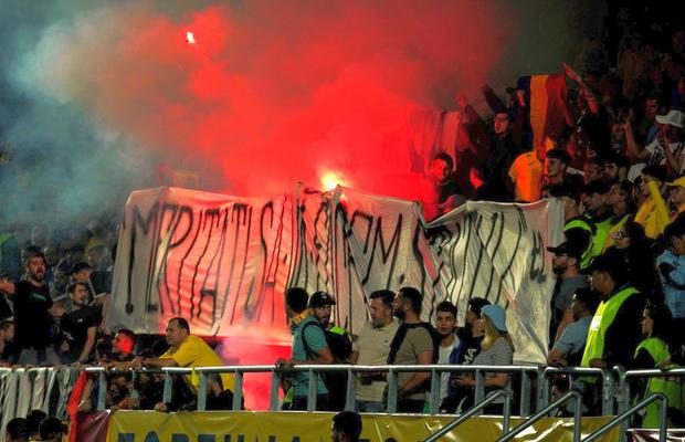 Naționala a scăpat de suspendare, dar s-a ales cu o amendă usturătorare! UEFA n-a avut milă de FRF